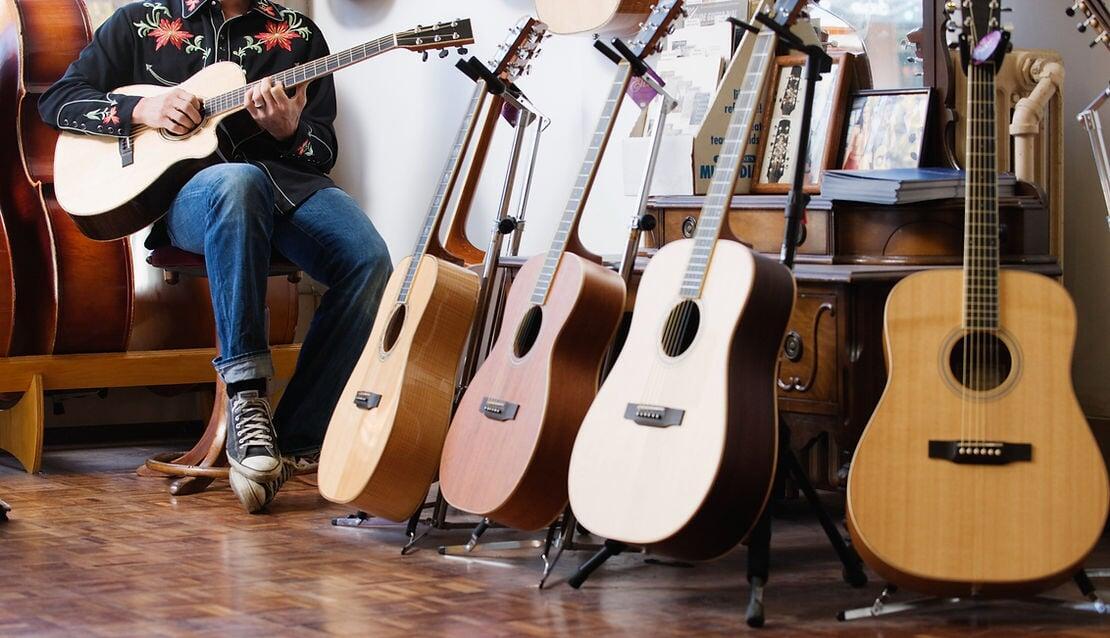 Best Acoustic Guitars For Beginners In 2026: Our picks for the top entry level acoustic guitars for under $325