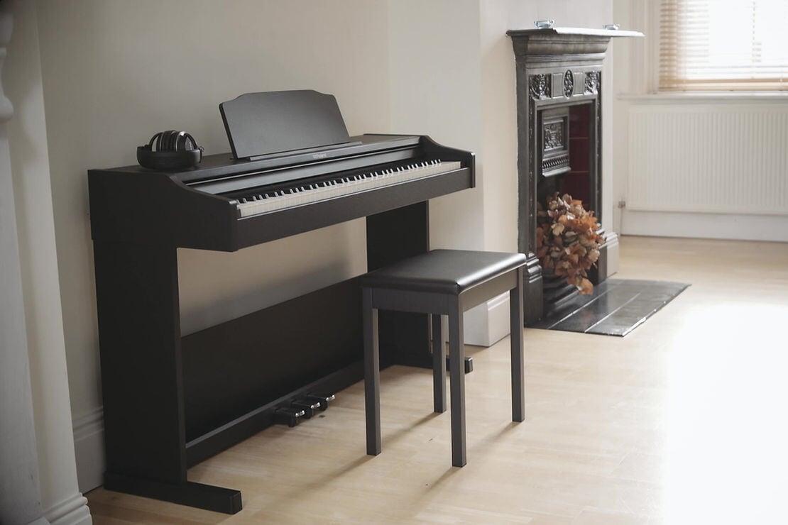 How to Choose the Best Keyboard Piano for Beginners (2025)