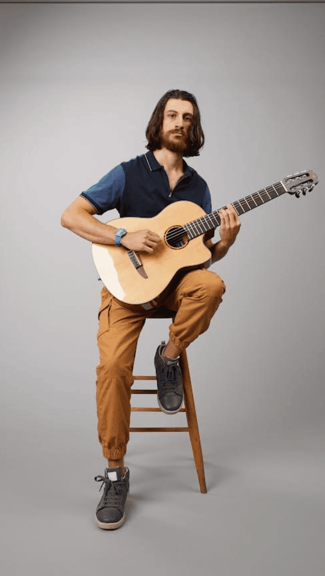 10 Fun Facts About The Guitar