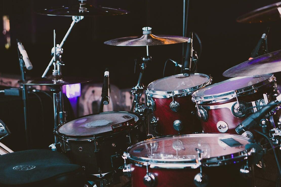 Should I Rent or Buy an Instrument for Beginner Music Lessons in Toronto?