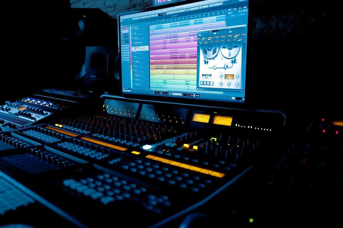 Integrating Technology in Music Education: Tools and Strategies at Greater Toronto Music School