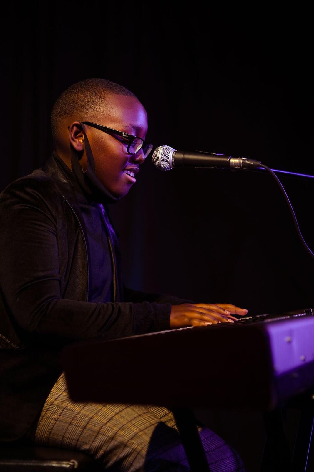 Toronto Music Lessons: Tips For New Performers