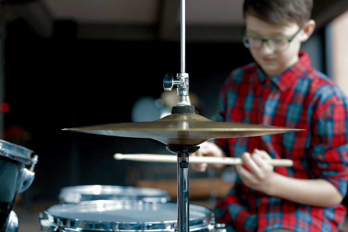 Music Lessons In Toronto: Tips for Choosing The Right Instrument For Your Child